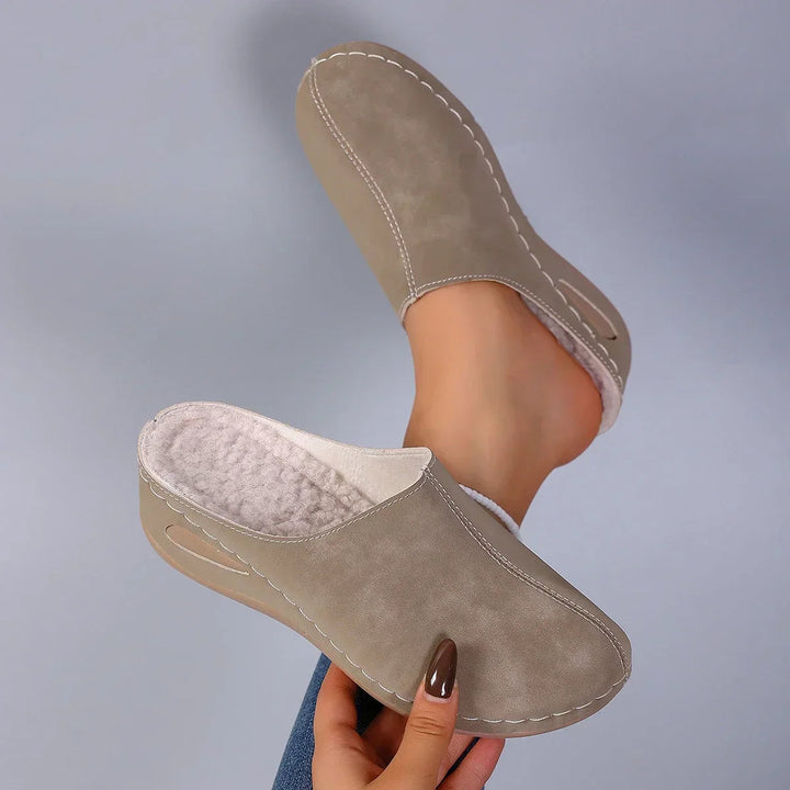 Soft, cushioned women's comfort clogs for all-day support, lightweight slip-on design.