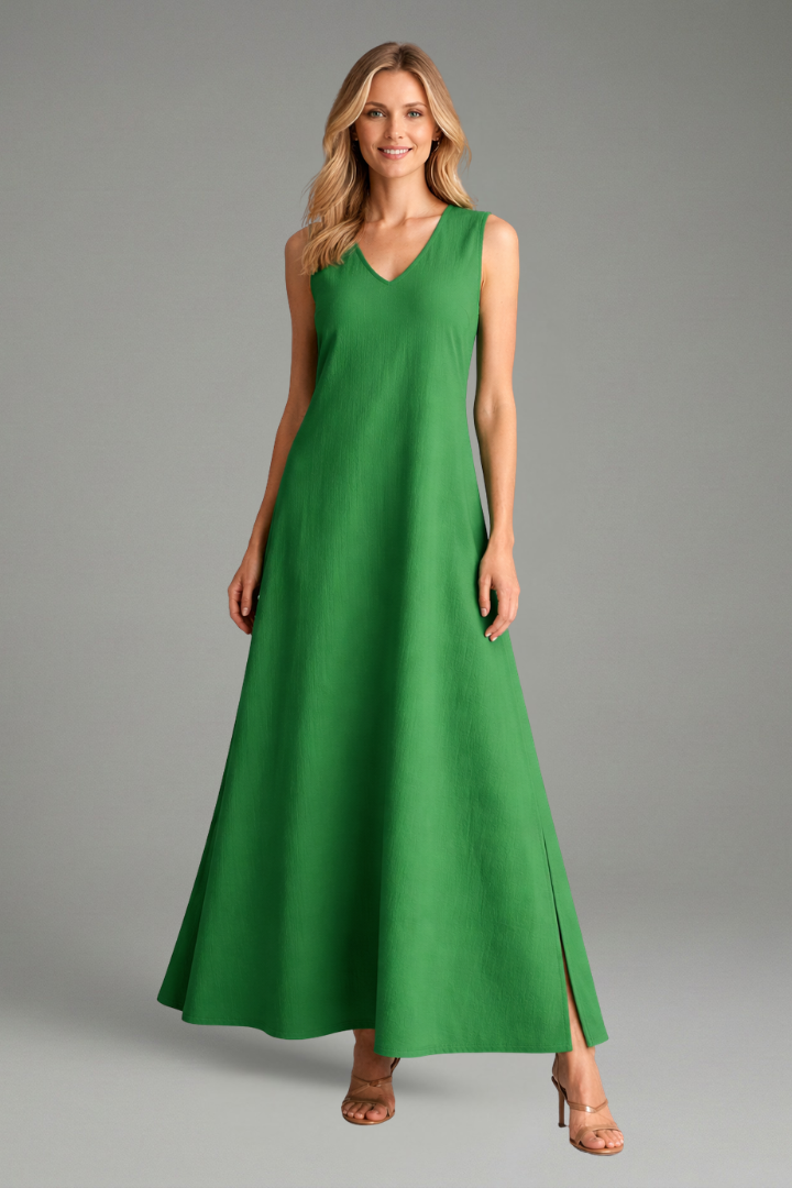 Elegant women's V-neck maxi dress with side slit, perfect for casual summer evenings or vacation.