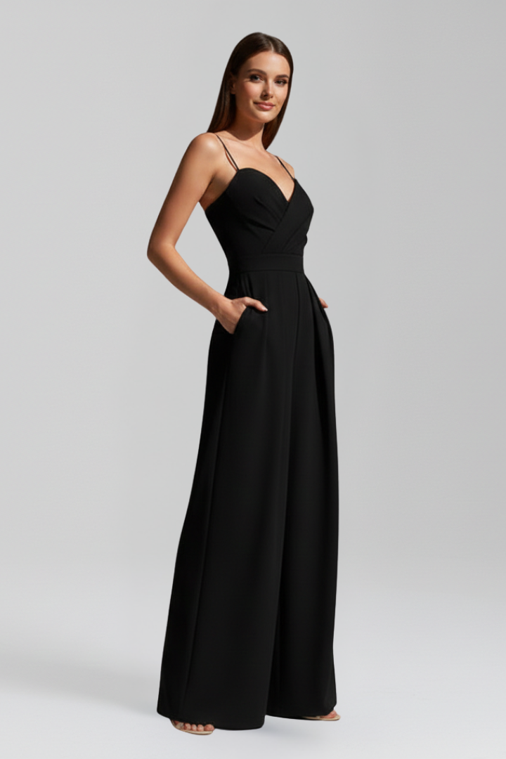 Elegant women's V-neck wide leg jumpsuit, a stylish and comfortable choice for spring and summer fashion.