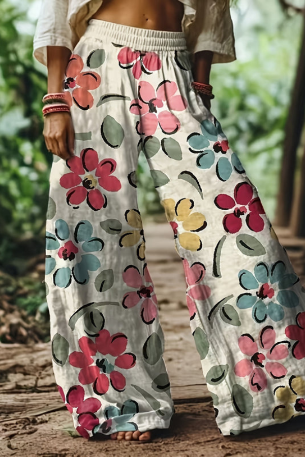Lightweight women's floral pants, cropped style with a relaxed vintage feel.