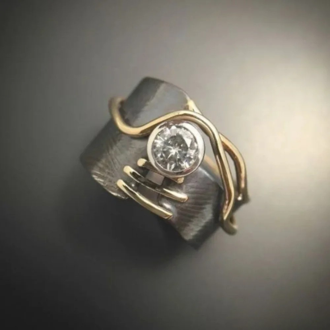 Women's vintage gold tone ring with an elegant design, perfect for parties or as a stylish accessory. High fashion jewelry gift.