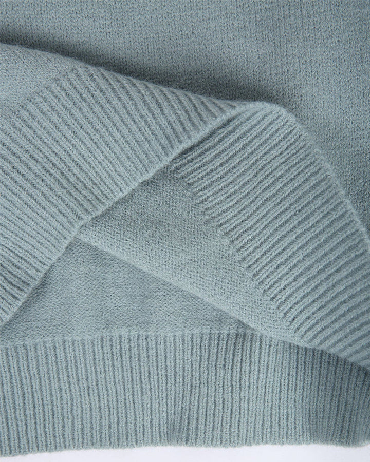 Women's warm knit sweater, relaxed fit, a cozy winter top and fall outfit essential for comfortable layering.