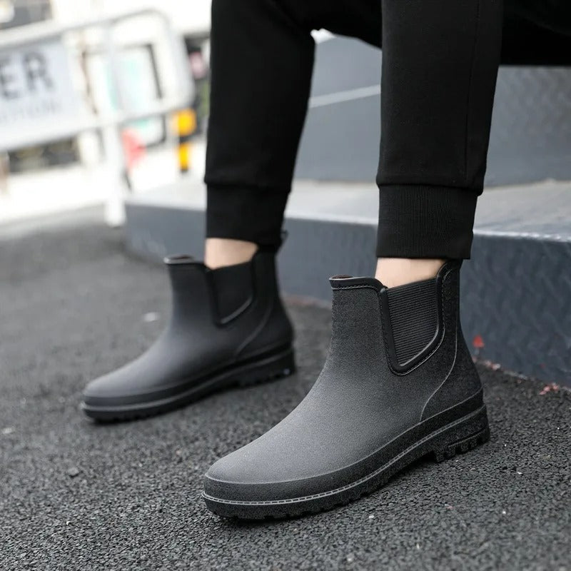 Versatile women's waterproof Chelsea platform ankle boots. Slip-on design for rain or fashion.