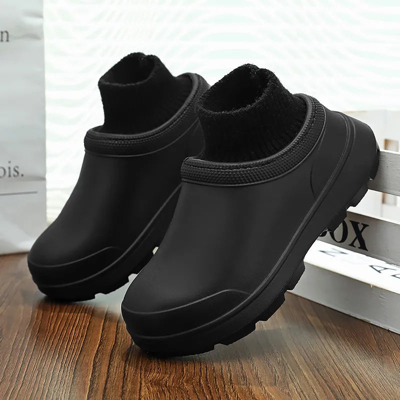 Detail shot: Non-slip sole on women's waterproof slip-on clogs, ensuring secure walking & everyday support.