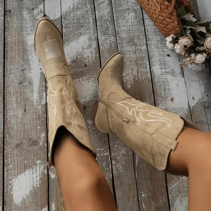 Women's Western cowboy boots with practical side zipper & pointed toe, perfect for versatile fashion.