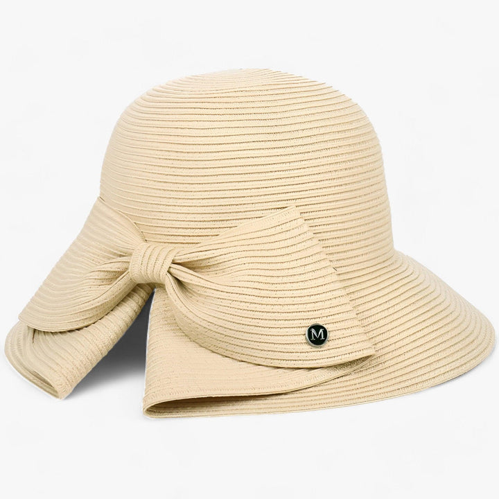 Elegant Panama straw wide brim sun hat for women, offering chic UV protection & essential summer style.