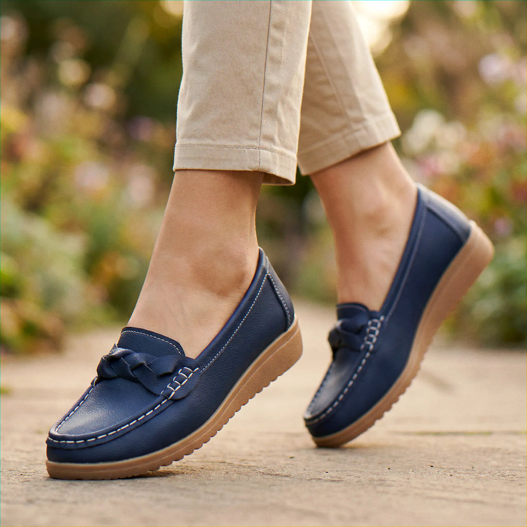 Premium women's slip-on loafers, wide fit, arch support, orthopedic for walking.