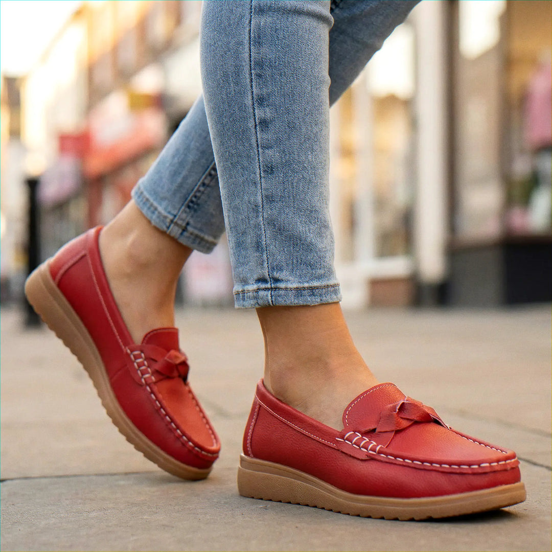 Women's wide fit walking shoes, arch support, orthopedic slip-on design.