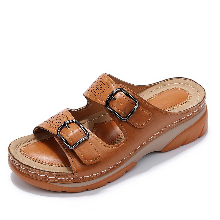 Everyday women's wide fit sandals with a cushioned footbed for ultimate comfort & support.