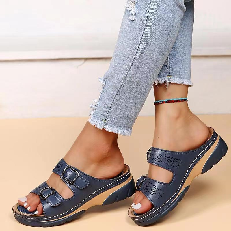 Orthopedic summer sandals for women, lightweight and wide fit for everyday comfort & support.