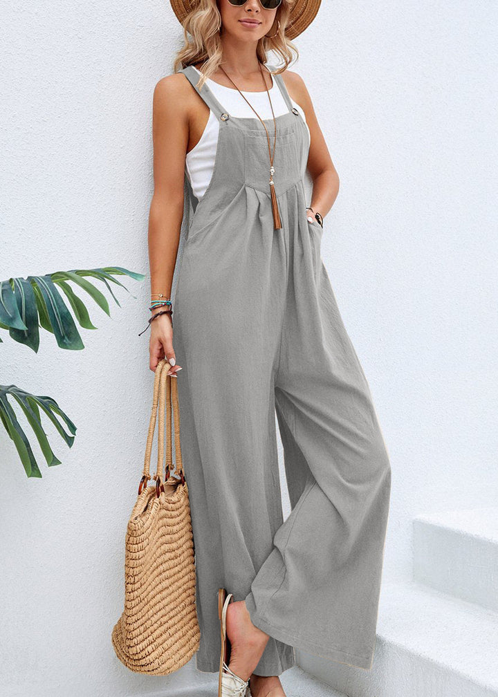 Women's wide leg jumpsuit for effortless style. Adjustable straps, convenient pockets. Perfect casual wear for summer.