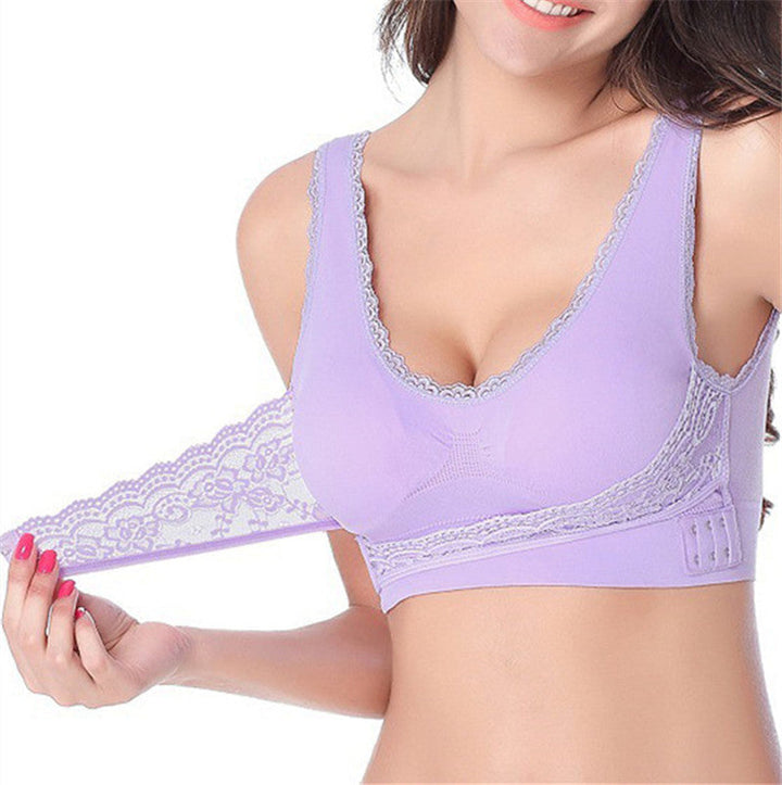 Elegant women's wireless comfort bra featuring a practical side closure.