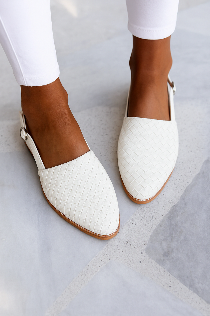 Elegant women's slip-on closed toe woven mules, comfortable flat sandals for versatile backless style.